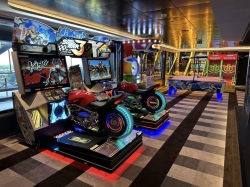MSC Euribia Virtual Games & Bowling picture