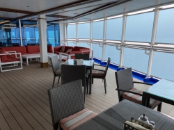Sky Princess Wake View Bar and Pool picture