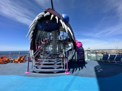 Symphony of the Seas The Ultimate Abyss picture
