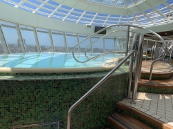 Allure of the Seas Solarium picture