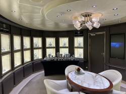Merabella Luxury Shop picture