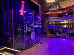 Koningsdam Lincoln Center Stage picture