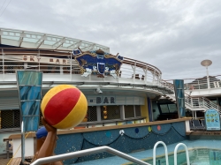 Jewel of the Seas Main Pool picture