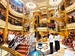 Discovery Princess The Piazza picture