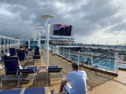 Regal Princess Sun Deck picture