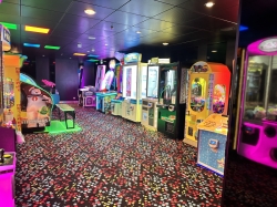 Symphony of the Seas Video Arcade picture