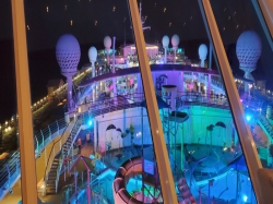 Freedom of the Seas Viking Crown Lounge picture