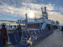 Norwegian Jewel Jogging Track picture