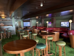 Disney Magic O Gills Pub picture