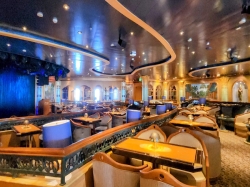 Explorers Lounge picture