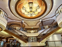 Queen Elizabeth Grand Lobby picture