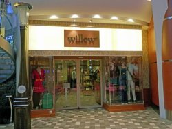 Allure of the Seas Royal Promenade picture