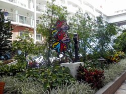 Allure of the Seas Central Park picture