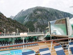 Rhapsody of the Seas Main Pool picture