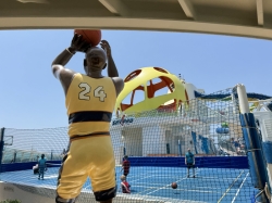 Mariner of the Seas Sports Court picture