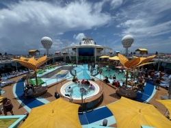 Freedom of the Seas Pool picture Uploaded in 2024 Photo courtesy of Karen Nines. Freedom of the Seas Pool picture