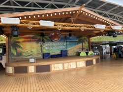 5 OClock Pool and Bar picture