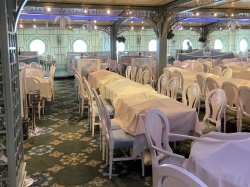 Disney Dream Enchanted Garden picture