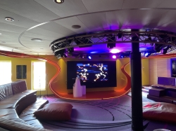 Disney Dream Vibe Teen Club picture