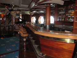 Voyager of the Seas Schooner Bar picture