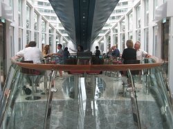 Oasis of the Seas Rising Tide Bar picture