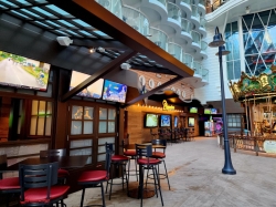 Utopia of the Seas Playmakers Bar picture