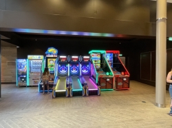 Utopia of the Seas Playmakers Bar picture