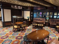 Queen Elizabeth The Golden Lion picture