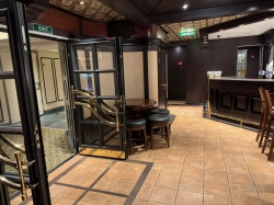 Queen Elizabeth The Golden Lion picture