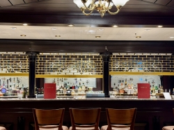 Queen Elizabeth The Golden Lion picture