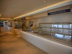 Norwegian Breakaway Garden Cafe picture