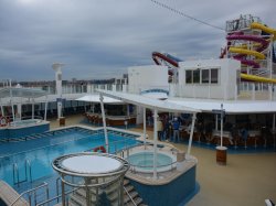 Norwegian Breakaway Main Pool picture