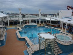 Norwegian Breakaway Main Pool picture