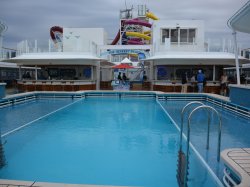 Norwegian Breakaway Main Pool picture