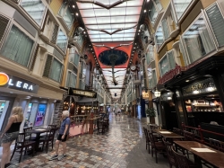 Freedom of the Seas Royal Promenade picture