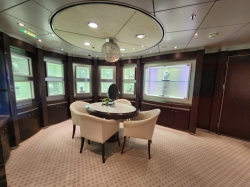 Noordam Shopping Arcade picture