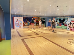 Disney Magic Oceaneer Club picture Uploaded in 2025 Photo courtesy of Scott Weinfeld. Disney Magic Oceaneer Club picture