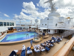Disney Magic Quiet Cove Pool picture