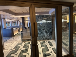 Norwegian Aqua Commodore Room picture