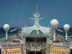 Mariner of the Seas Pools picture