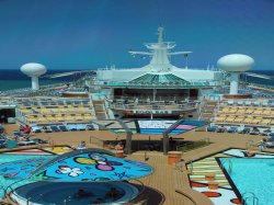 Mariner of the Seas Pools picture