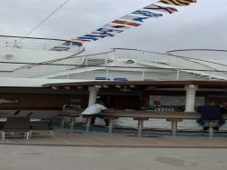Golden Princess Neptunes Reef and Pool picture