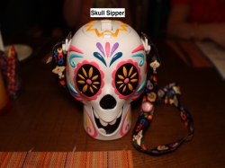 Disney Treasure Plaza de Coco picture