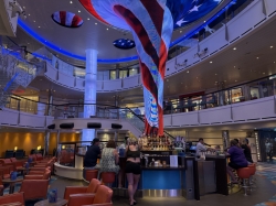 Vista Lobby and Bar picture Vista Lobby and Bar picture