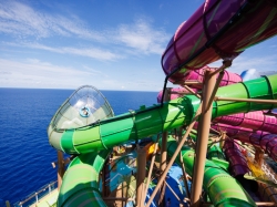 Star of the Seas Category 6 waterpark picture