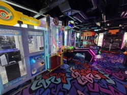 Norwegian Getaway Video Arcade picture