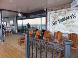 Norwegian Getaway Syd Normans Pour House picture