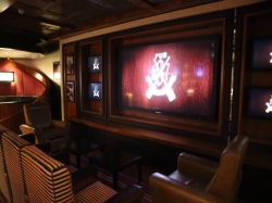 687 Lounge picture 687 Lounge picture