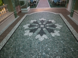 Disney Dream Enchanted Garden picture