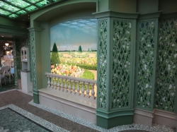 Disney Dream Enchanted Garden picture